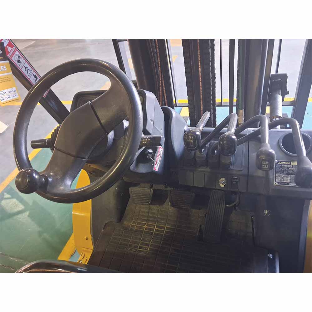 Used 3.5T Cat LPG Forklift 2014 GP35NT - Image 5