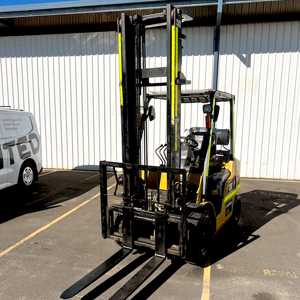 Used Cat 2.5T LPG Forklift – GP25NT-C - Image 2