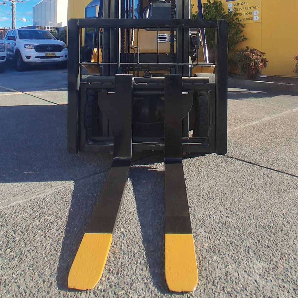 Used Cat 3.0T Diesel Forklift - DP30NT-C - Image 4