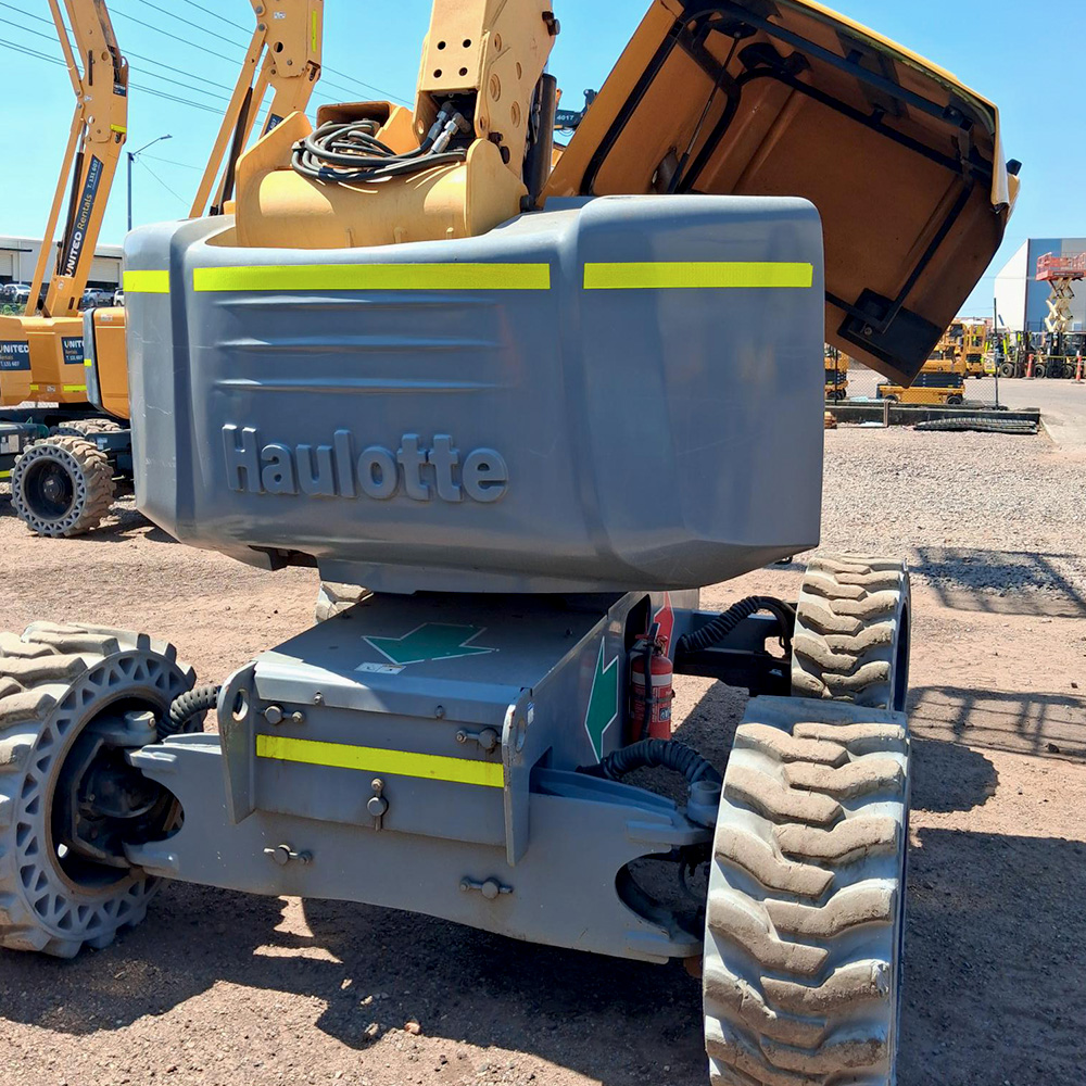 Used Haulotte 16M Diesel Articulated Boom Lift - HA16RTJ PRO - Image 5