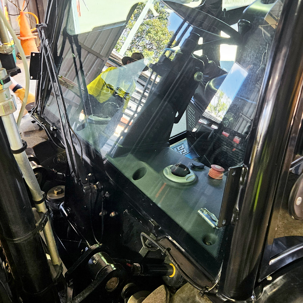 Used Manitou 3.0T Diesel Forklift - MCX 30-4 - Image 11