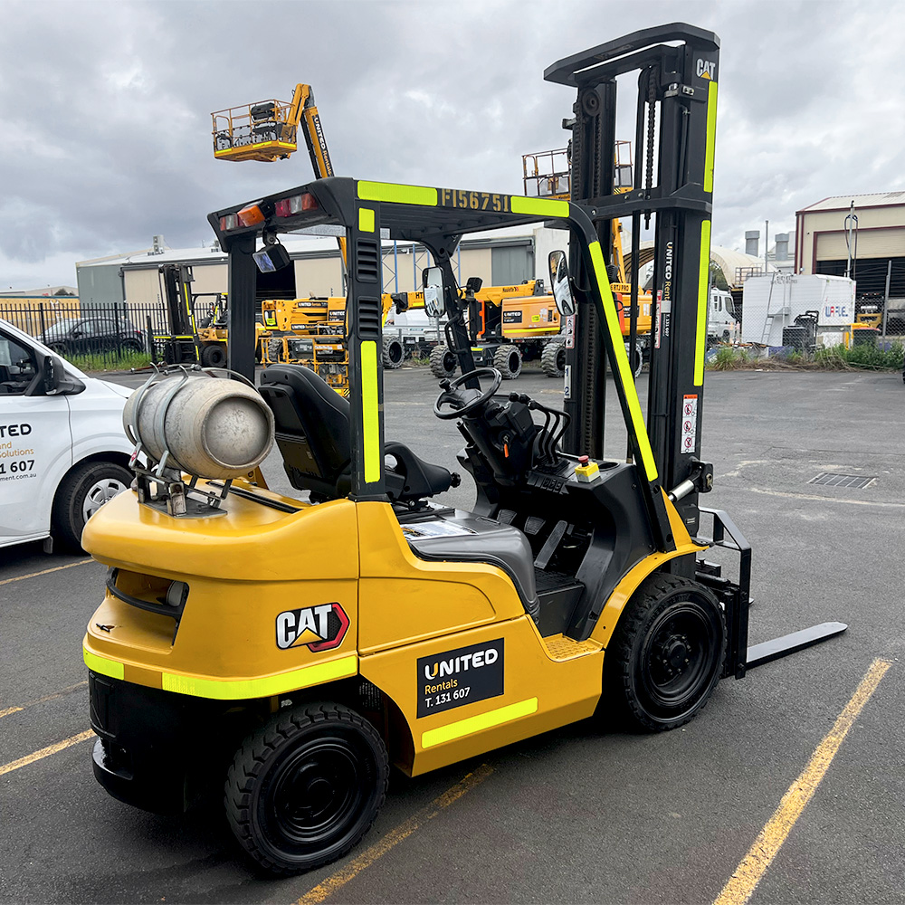 Used Cat 2.5T LPG Forklift - GPE25NT-C - Image 3