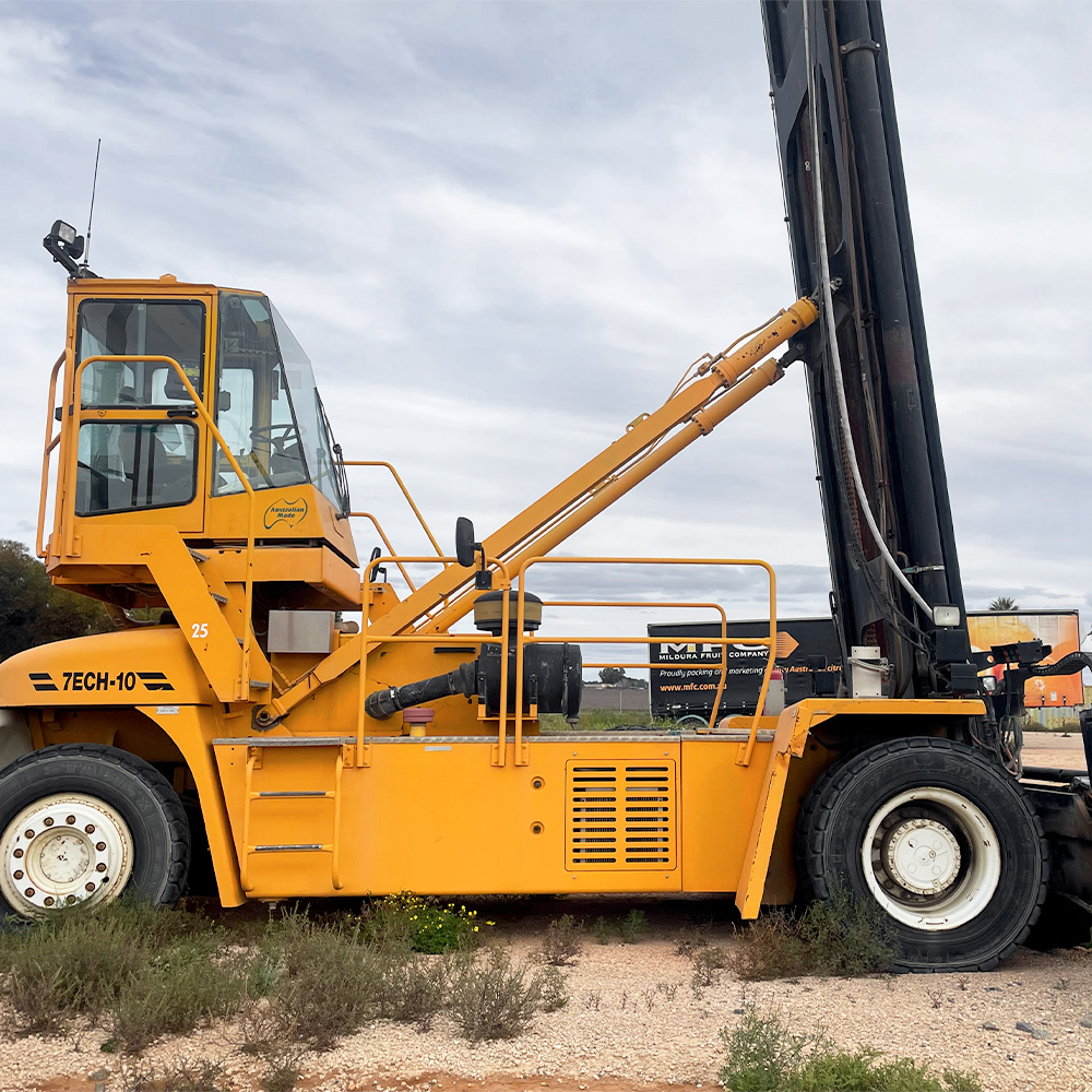 Used Omega 10T Diesel Container Handler - 7ECH-10 - Image 2