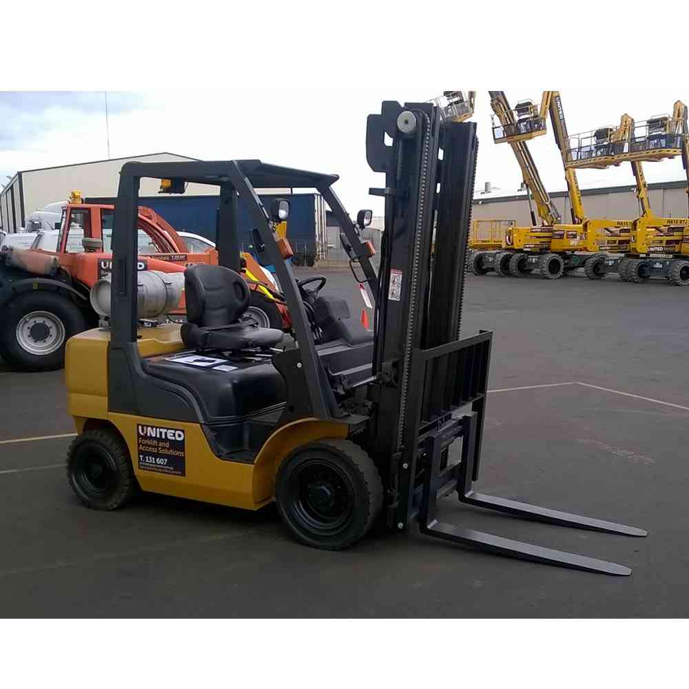 Nissan 2.5T Used LPG Forklift PL02A25U 7 United Equipment